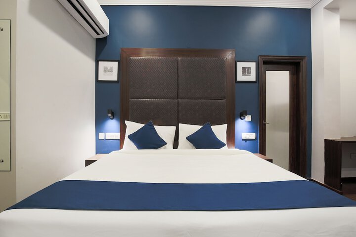 Room 28 of 36