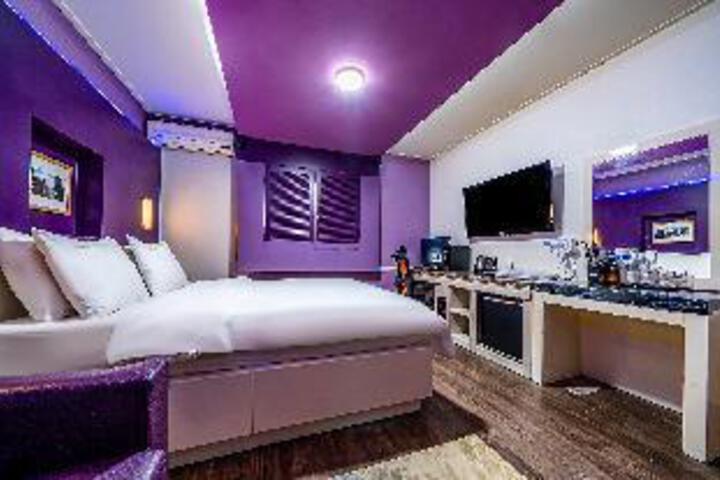 Suite Room