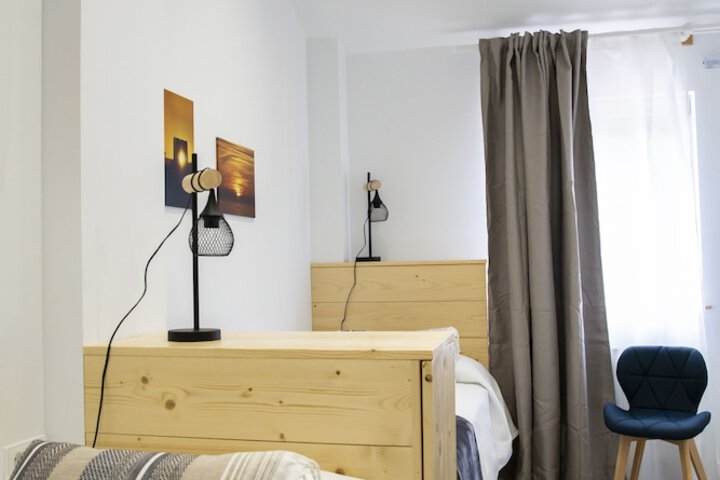Room 63 of 164