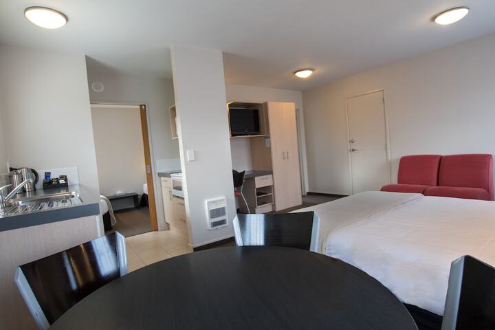 Room 29 of 63
