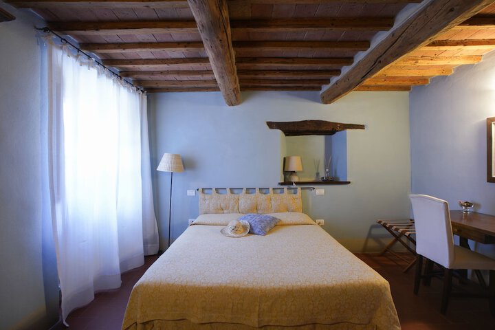 Room 2 of 57