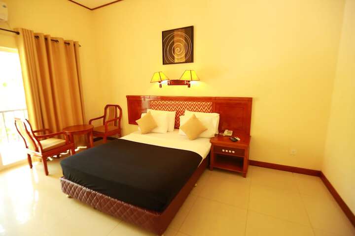 Room 8 of 61