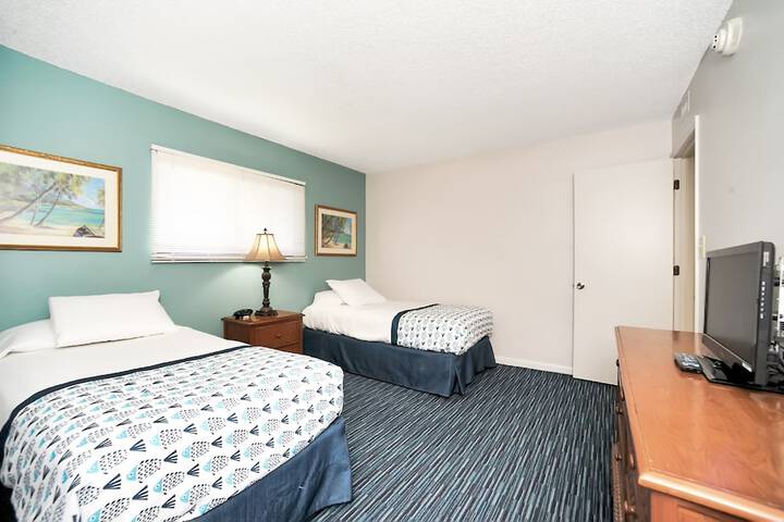 Room 3 of 35