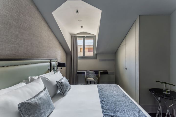 Room 20 of 44