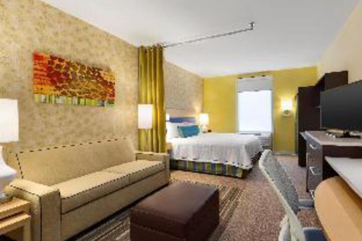 Room 12 of 13