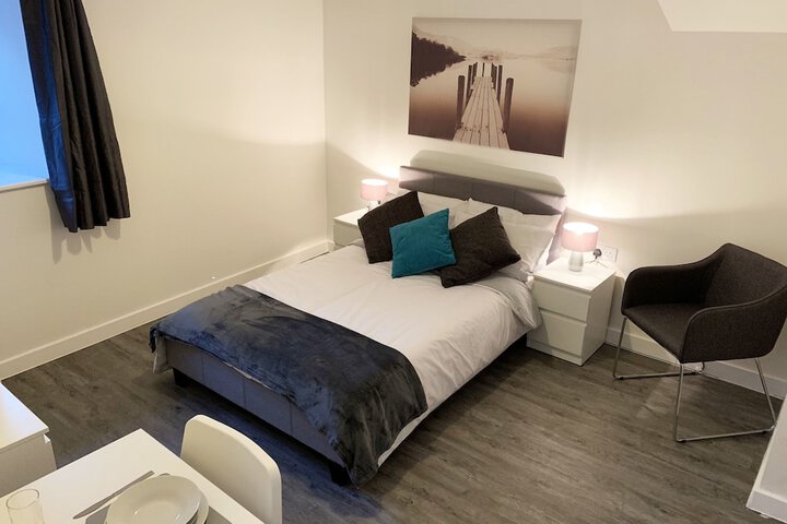 Room 9 of 9