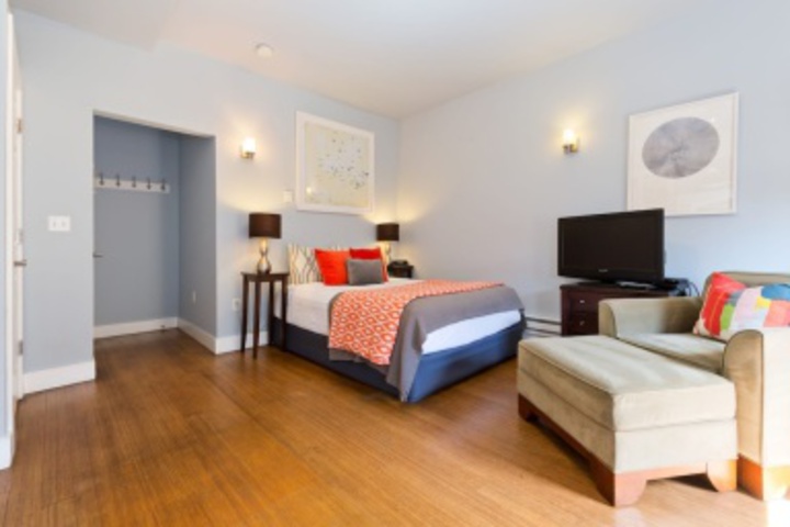 Room 119 of 671