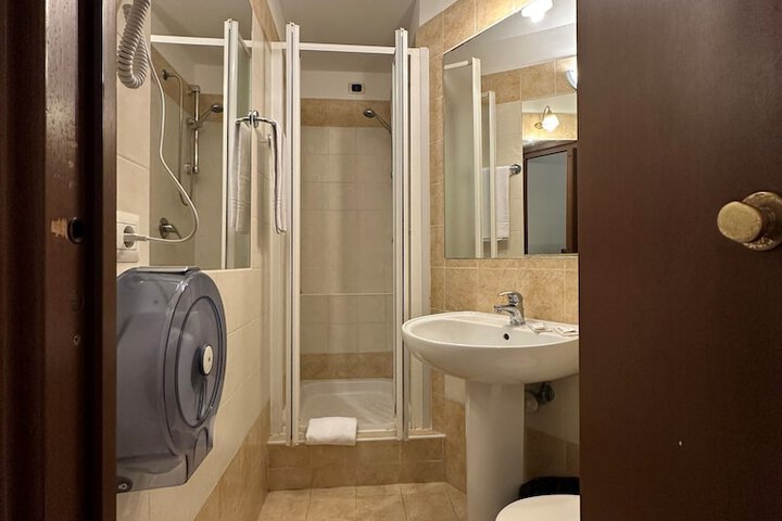 Clean Restrooms