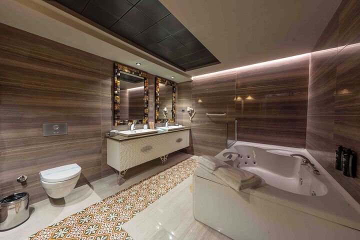 Bath Interior