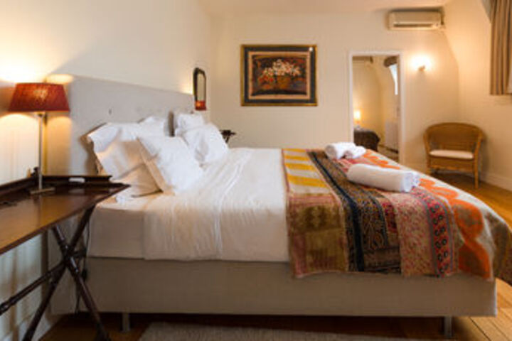 Room 6 of 27