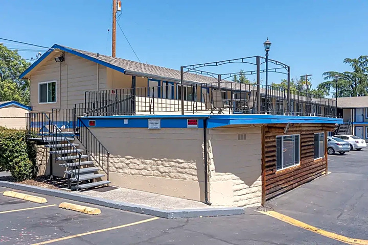 OYO Hotel Medford North OR in Medford, OR
