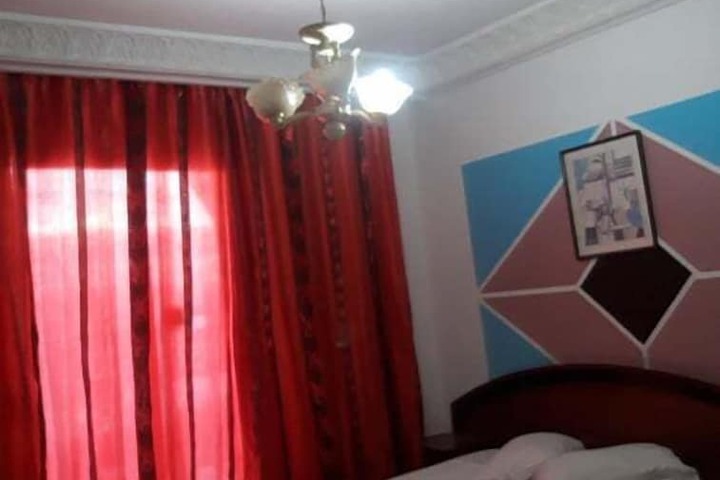 Room 7 of 14