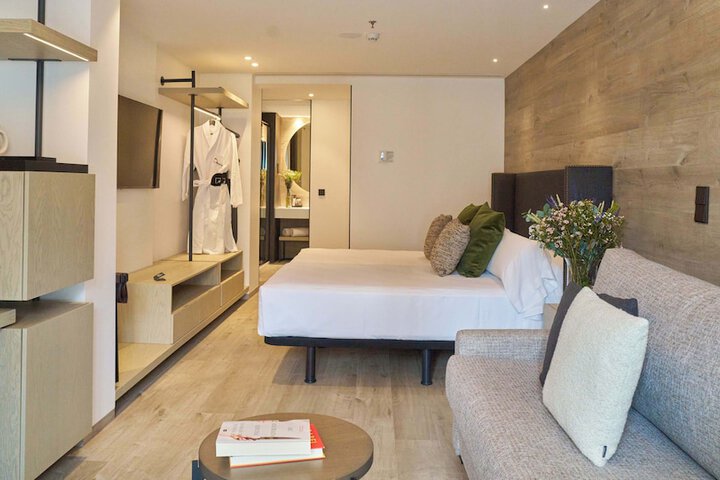 Room 55 of 117