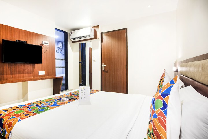 Room 18 of 36