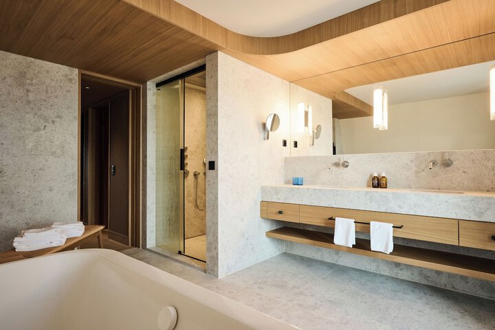 Clean Restrooms
