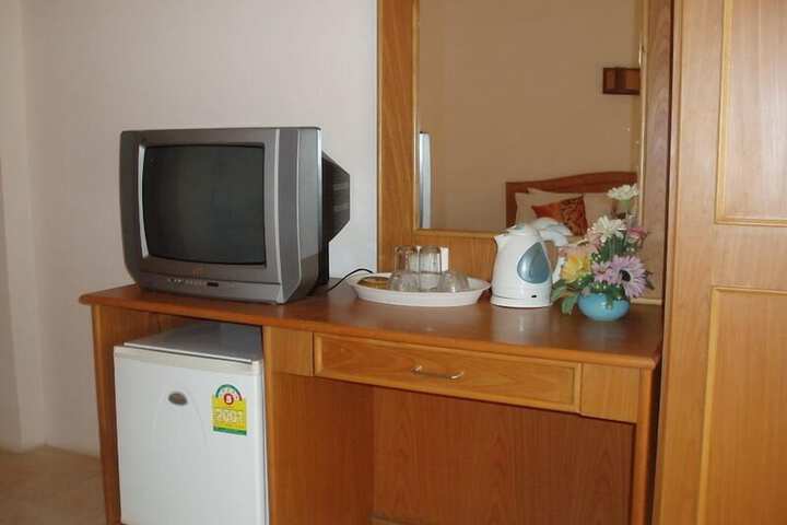Room 19 of 48