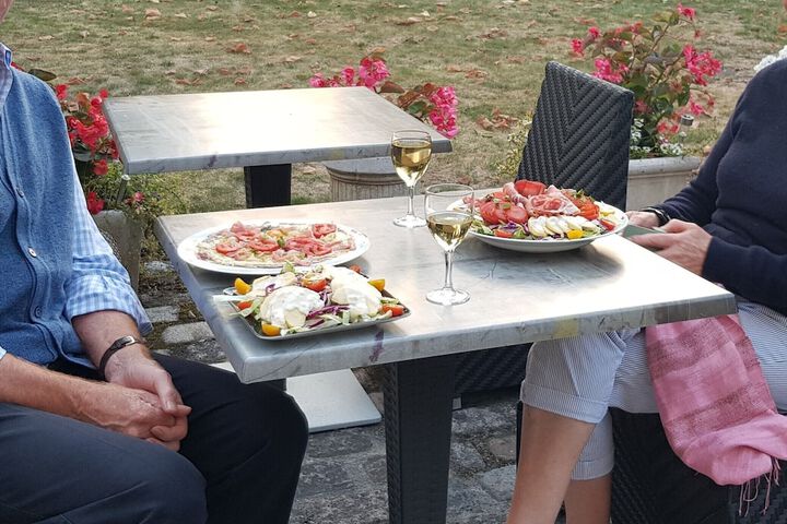 Dining 180 of 193