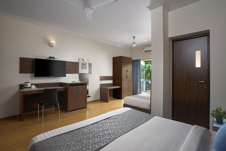 Room 25 of 89