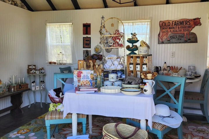 Gift Shop 20 of 46