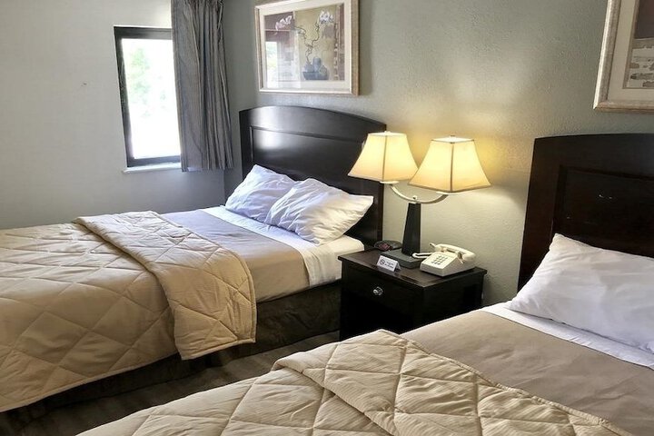 Traditional Double Room 2 Queen Beds (4 of 11)