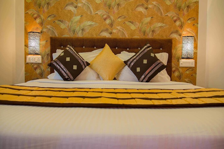 Room 5 of 39