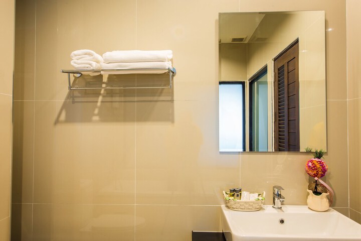 Room 43 of 63