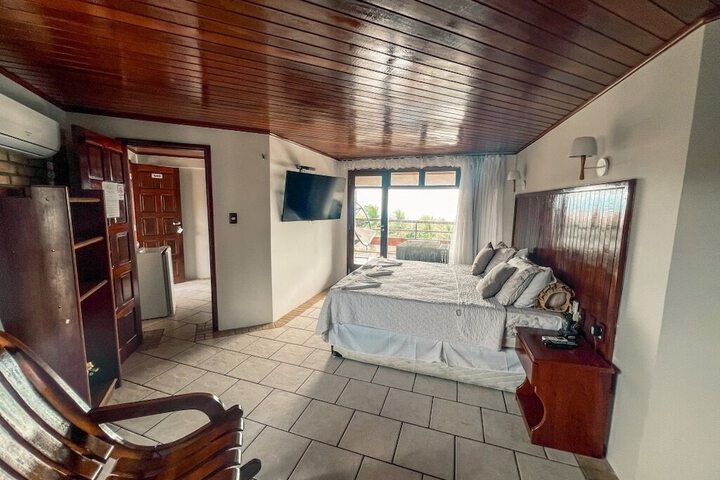 Room 20 of 49