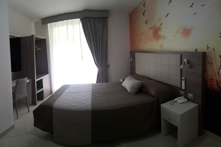 Room 10 of 39