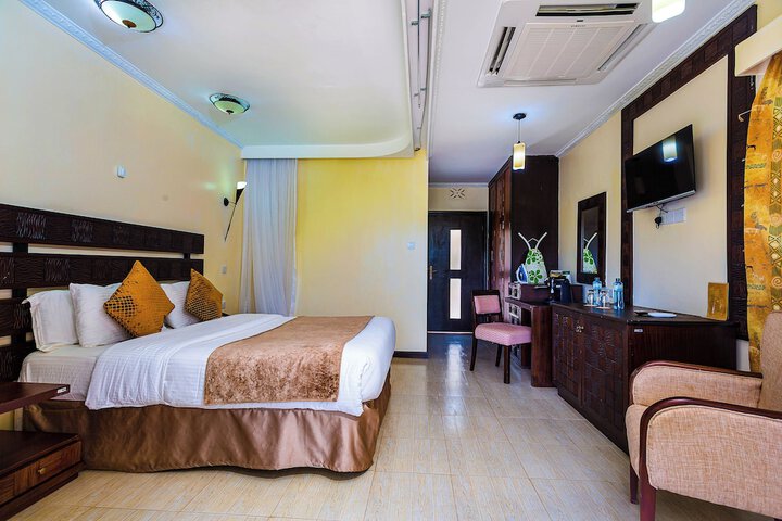 Room 15 of 43