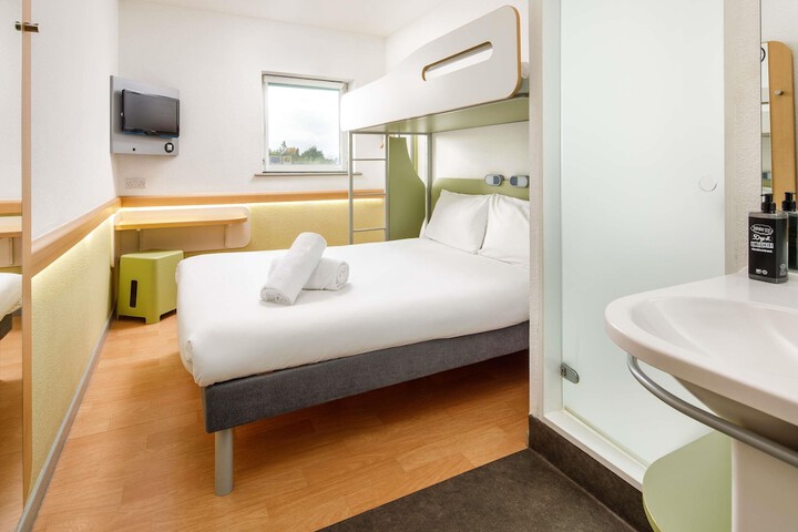Room 21 of 59