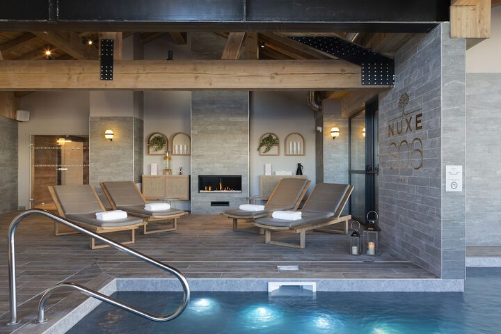 Pool 32 of 49