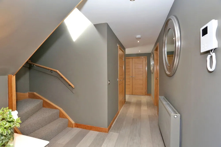 Room 15 of 19