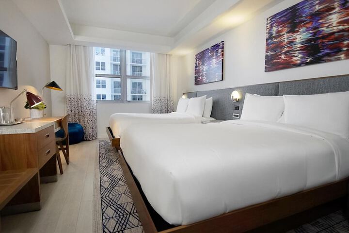 Room 5 of 44