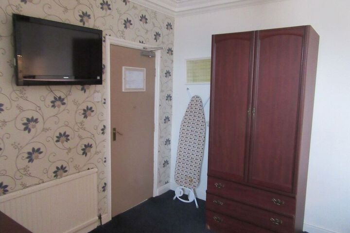 Photo 5