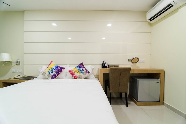 Room 18 of 57