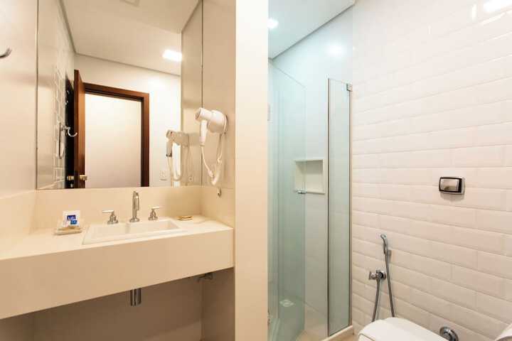 Clean Restrooms