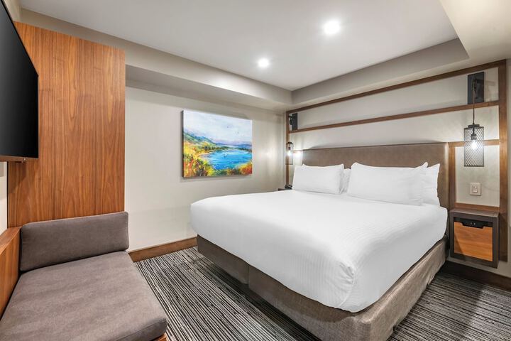 Room 15 of 63