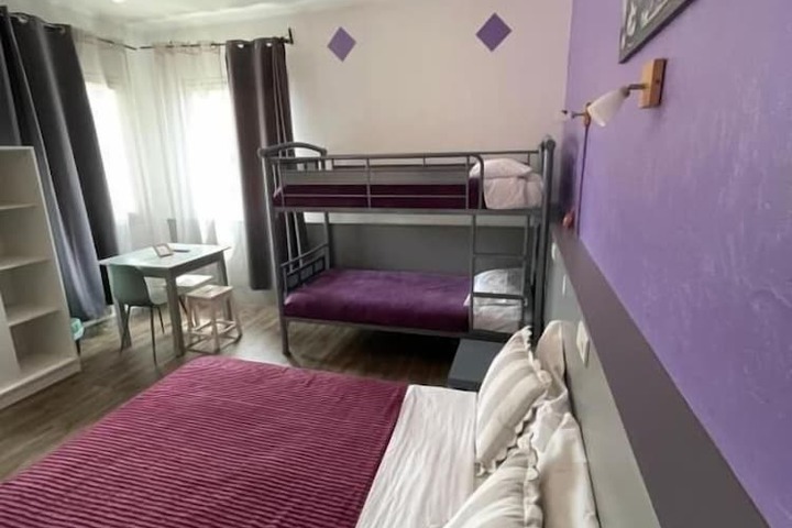 Room 40 of 87