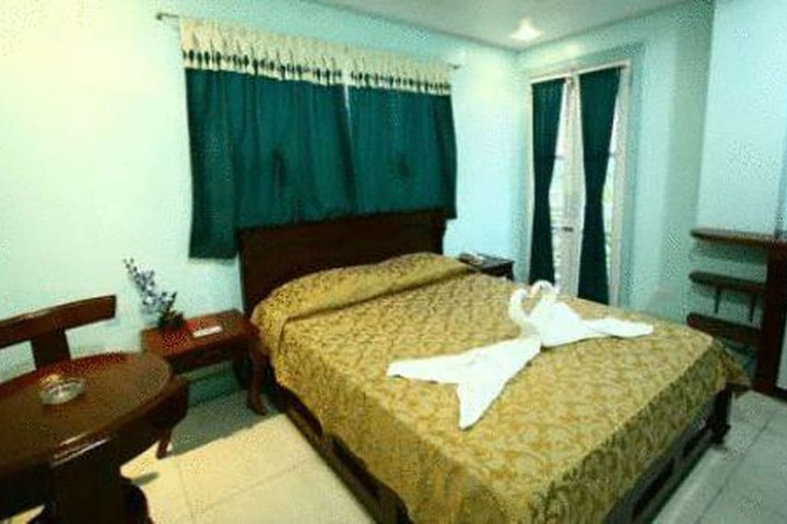 Room 9 of 57