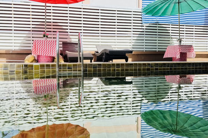 Pool 86 of 95