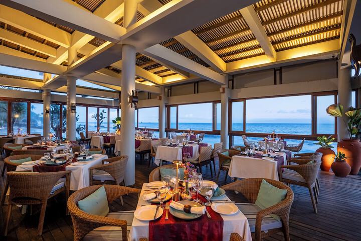 Dining 71 of 123