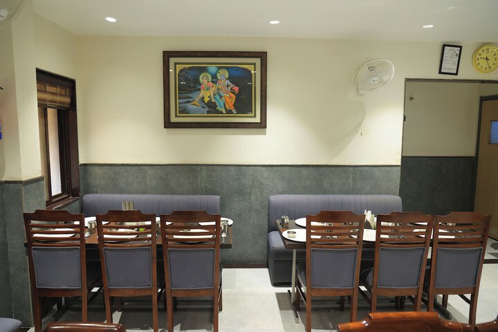 Dining 112 of 136