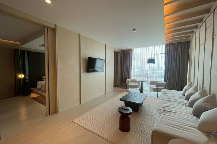Room 62 of 111