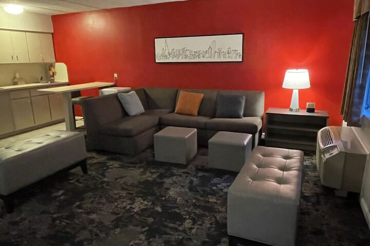 Room 14 of 31