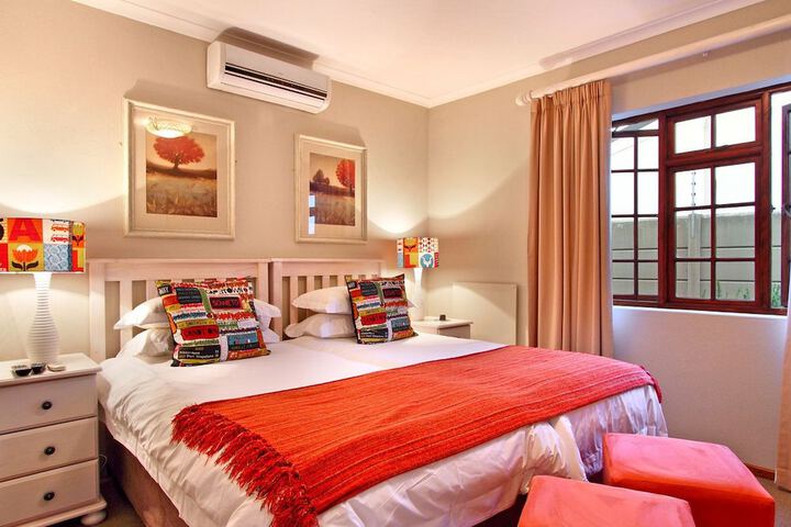 Room 10 of 36