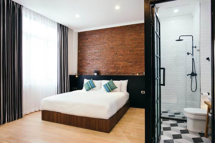 Room 15 of 54