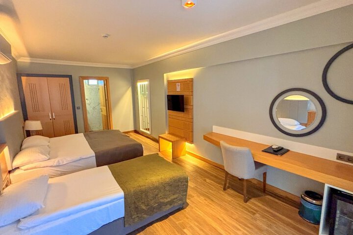 Room 37 of 110