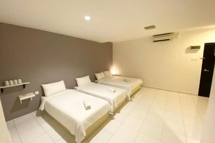 Room 20 of 27