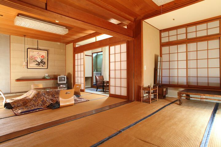 Room 10 of 45