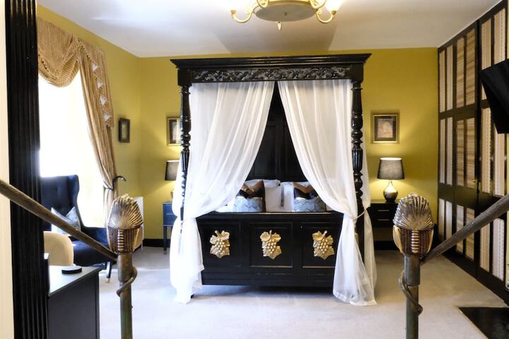Hotel Interior 76 of 120